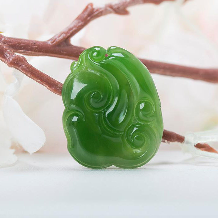 Mặt Đá Ngọc Bích Nephrite Với Thiết Kế Ngọc Bội Như Ý