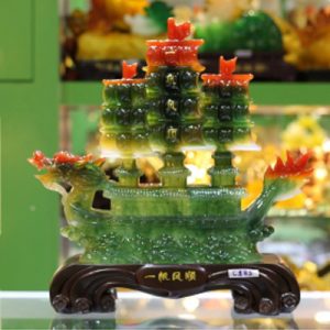 Thuyền buồm rồng ngọc xanh – Nhất phàm phong thuận